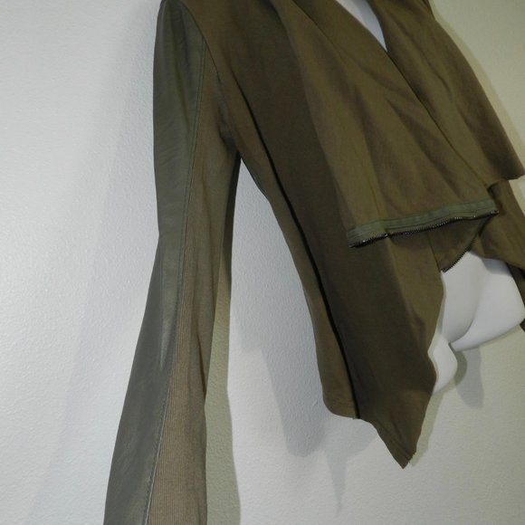 Blank NYC mixed material faux leather jacket with multiple looks in olive green - Picture 6 of 7